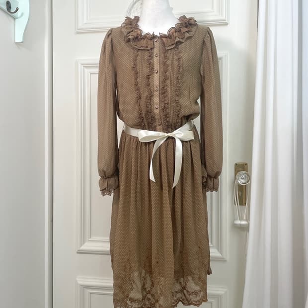 brown dot ruffle embroidery chiffon opc