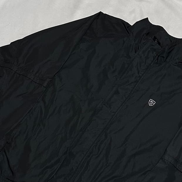 L 나이키 블랙 바람막이 