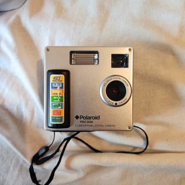 Polaroid PDC-3030 폴라로이드 빈티지 디지털카메라 디카