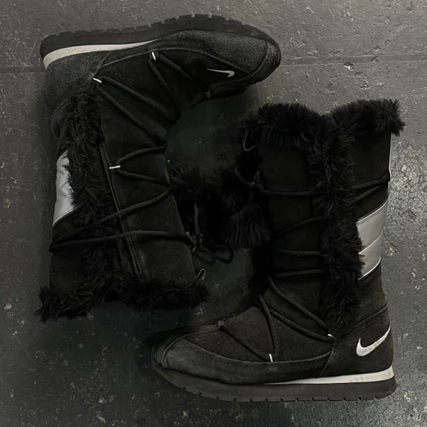 250 나이키 스웨이드 스노우 부츠 