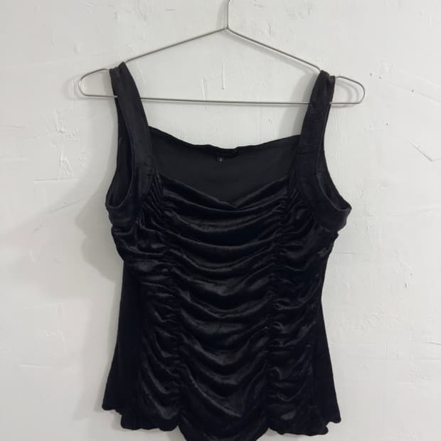 moga velvet shirring sleeveless