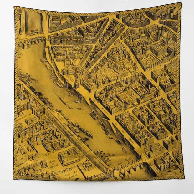 크리스챤 디올 스카프