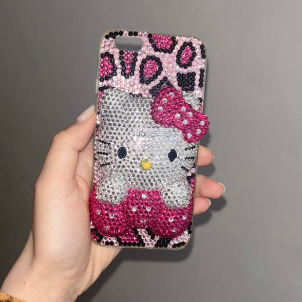 아이폰6 헬로키티 갸루 큐빅 케이스 🌺