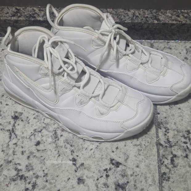 나이키 에어 업템포 250