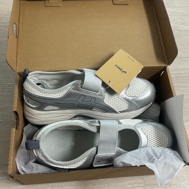 아식스 컨텐드 메리제인 225  새상품