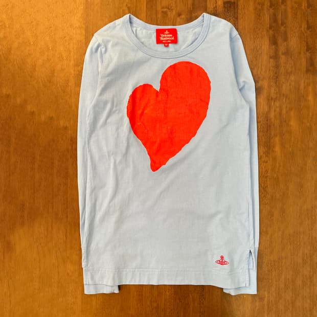 비비안 웨스트우드 하트 롱슬리브 티셔츠