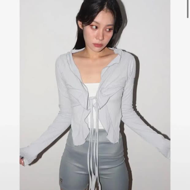 티유알이 오브이 크롭 프릴 골지 가디건 frill cropped