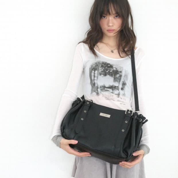 애즈온 포레스트 레이어드 티 화이트