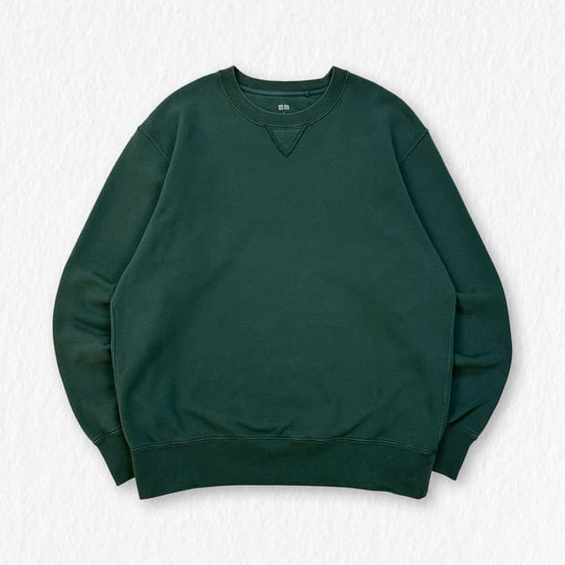 유니클로 맨투맨 그린