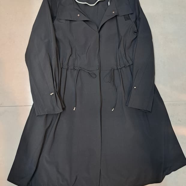 마인 블랙 트렌치 코트