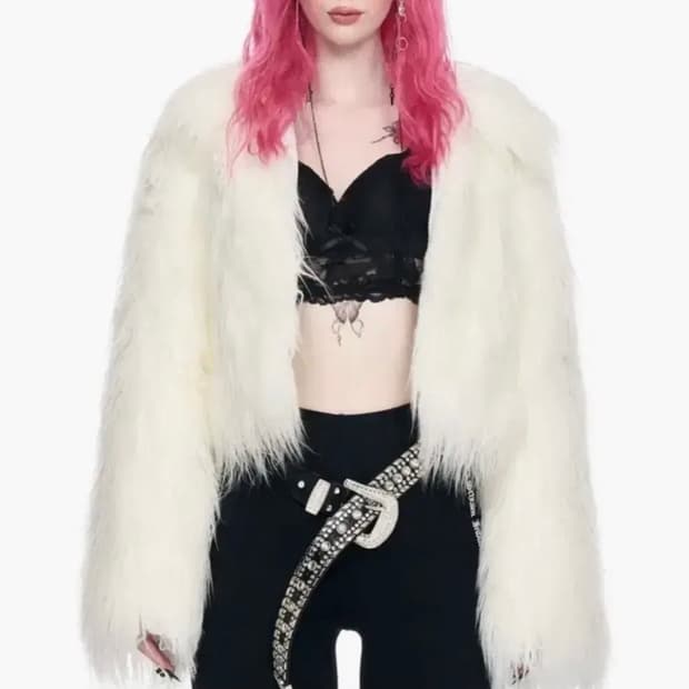 스키즘 인듀싱 퍼자켓 CROPPED SPIKY FAUX FUR JACKE