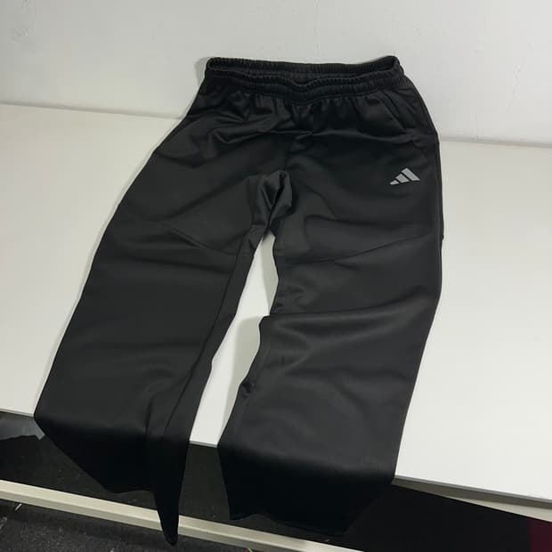 L 아디다스 블랙 슬림핏 트레이닝팬츠