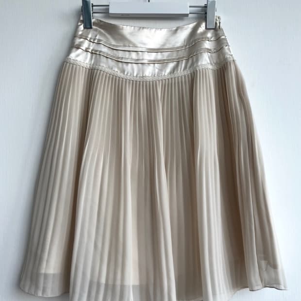 *SALE) Ropé Picnic 아이보리 쉬폰 플리츠 스커트