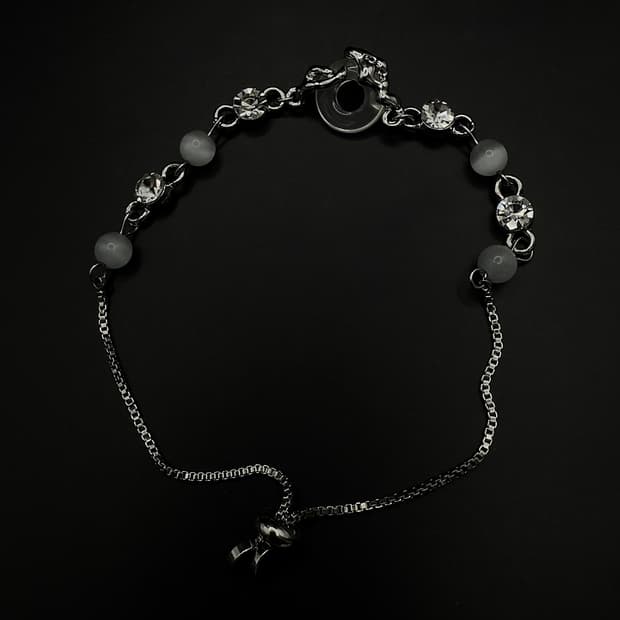 Fuel moon bracelet