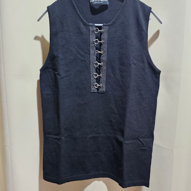 돌체앤가바나 민소매 탑