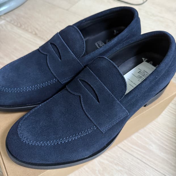 포스트맨 x Yale 페니로퍼 네이비