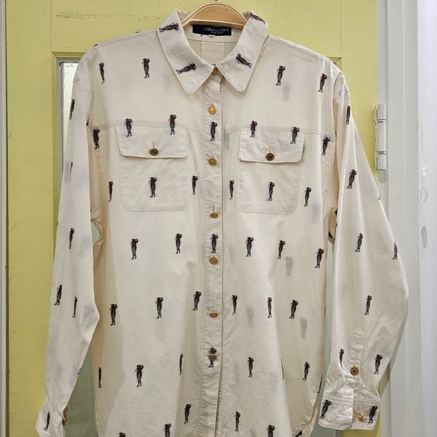 Cara O Cruz 아이보리 골프프린팅 셔츠