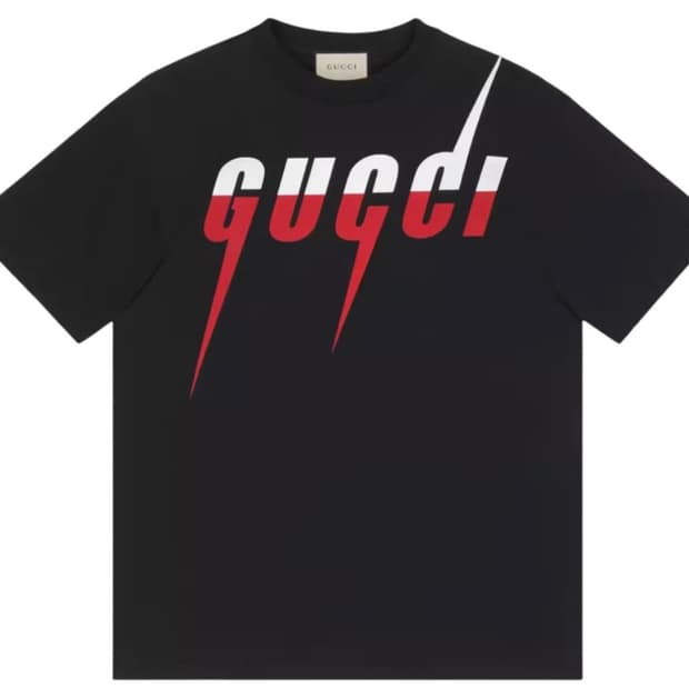 [새상품급]구찌 블레이드 프린트 반팔 티셔츠