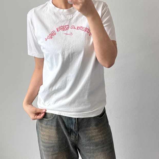 [L] 나이키 화이트 반팔