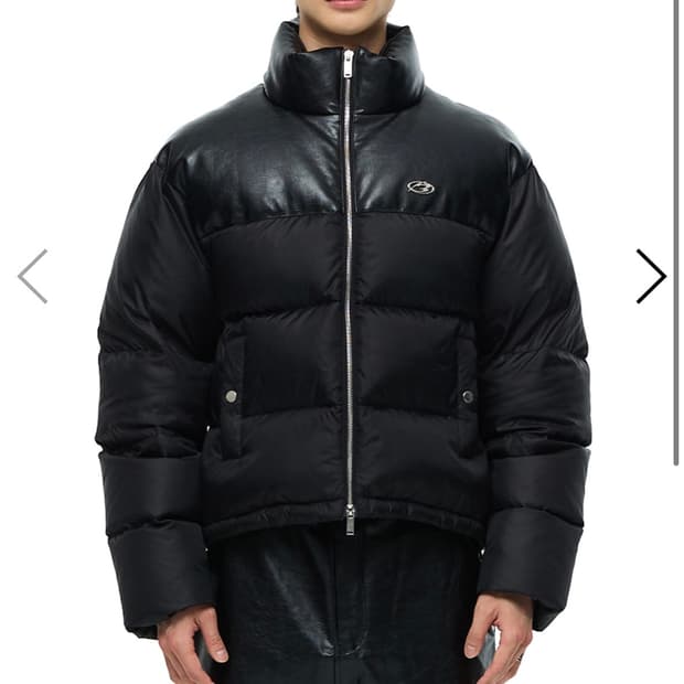 모어댄블랙 로고 믹스 패딩