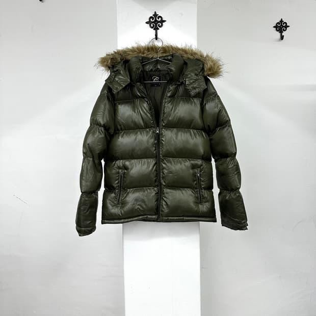 Khaki glossy down jacket