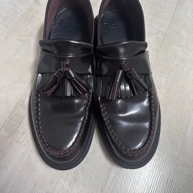 닥터마틴 아드리안 체리레드 Uk7 1회착