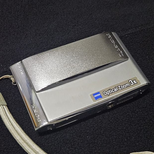 소니 사이버샷 dsc-t5 빈티지 디카 판매합니다