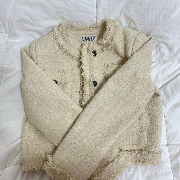 카키포인트 크롭 트위드 아이보리