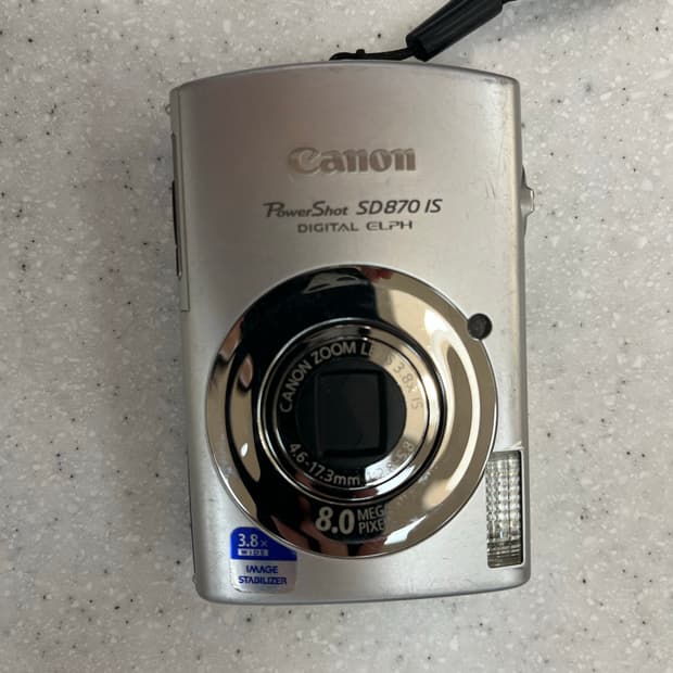 Canon SD870 IS(= Canon ixys860is)