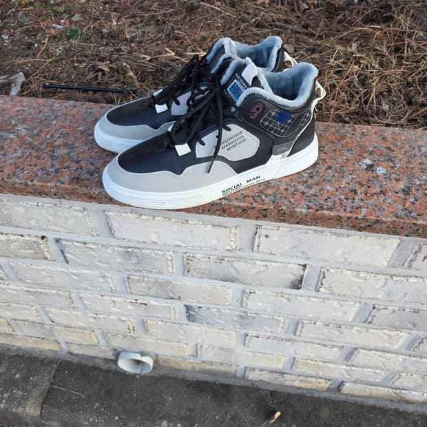 검정 하이탑 운동화 275사이즈