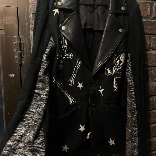 *archive* 2000s armed skull-damaged knit