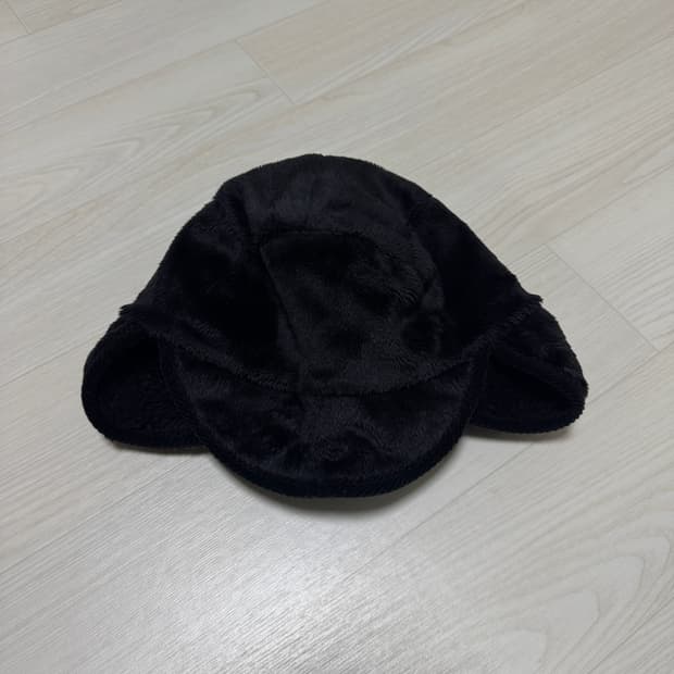 인필더디자인 플리스 이어플랩 캡 블랙