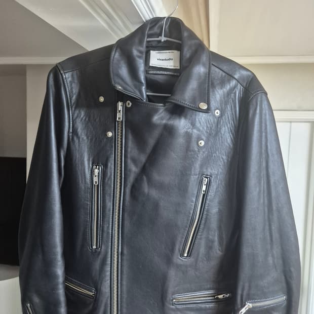 비바스튜디오 라이더 가죽자켓