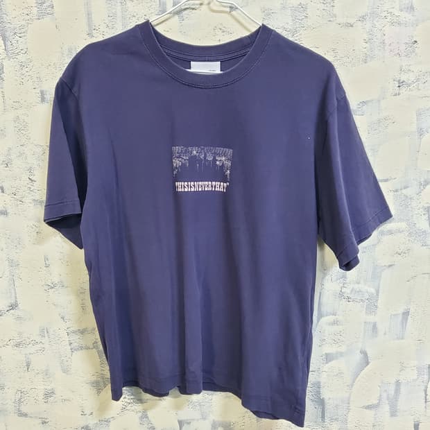 디스이즈네버댓 네이비 반팔 티셔츠 