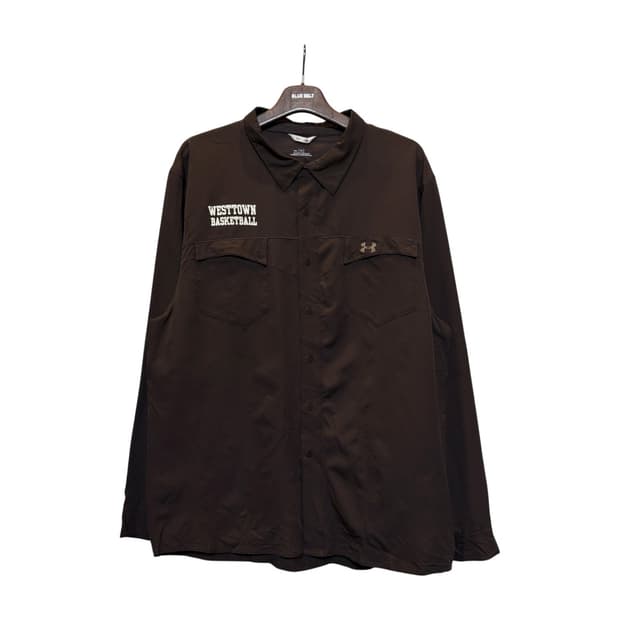 언더아머 체스트포켓 아웃도어 셔츠 라이트웨이트 디테일 브라운