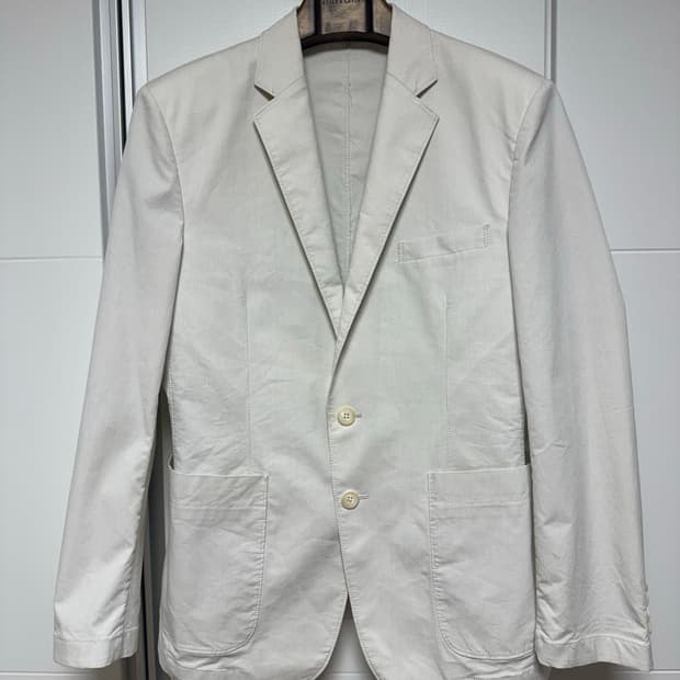 헤지스 남성 베이지 스트라이프 블레이저 95사이즈