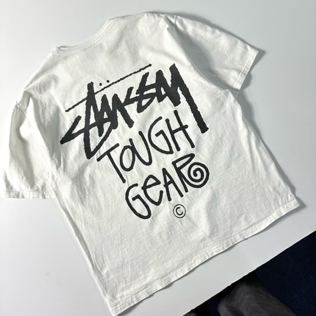Stussy 스투시 터프기어 화이트 반팔티셔츠