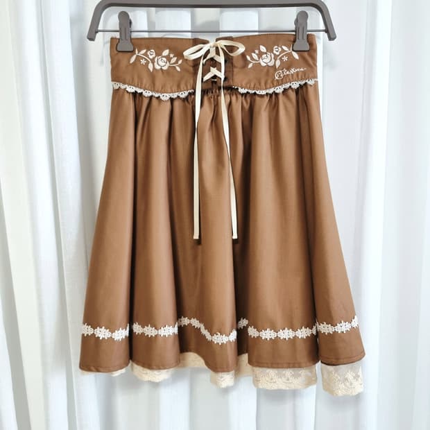 ARROW 애로우 코르셋 레이스 밴딩스커트 밀크초코 (M) 미시착새상품