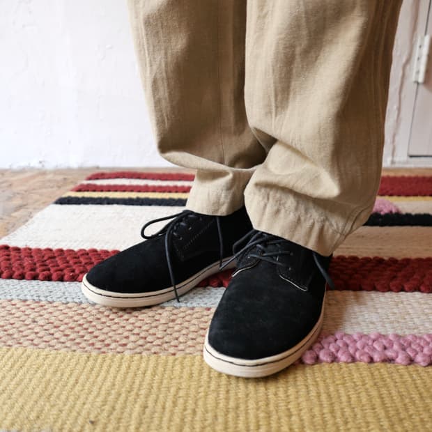 꼼데가르송 셔츠 스웨이드 스니커즈