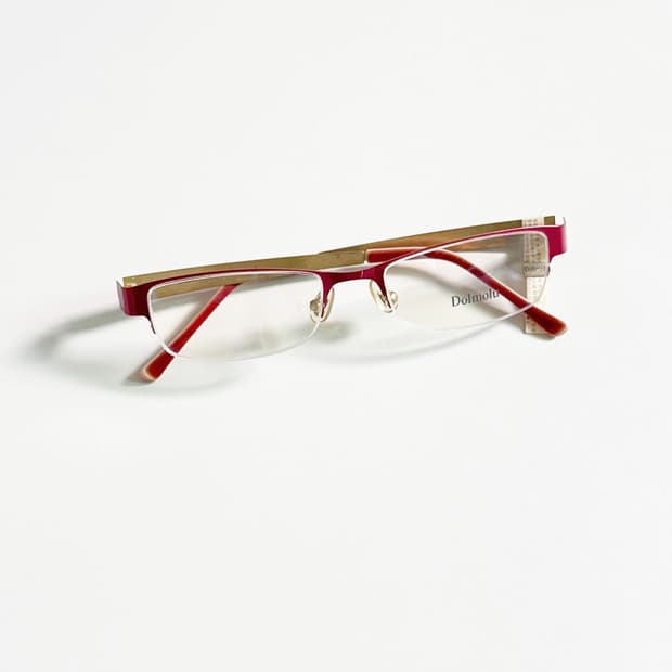 DOMOLU 핑크 골드 메탈 반무테 스퀘어 빈티지 안경