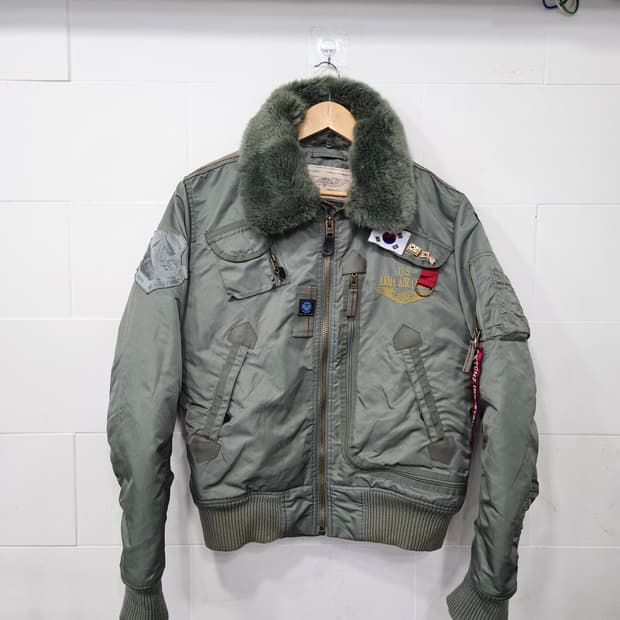 엑스톤즈 MA-1항공점퍼