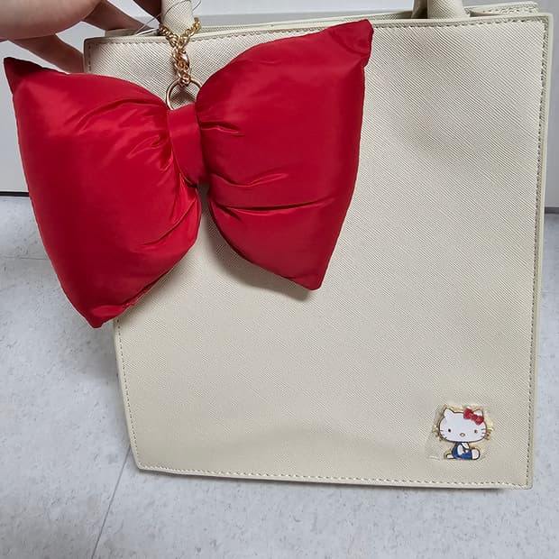 아베일 키티가방 