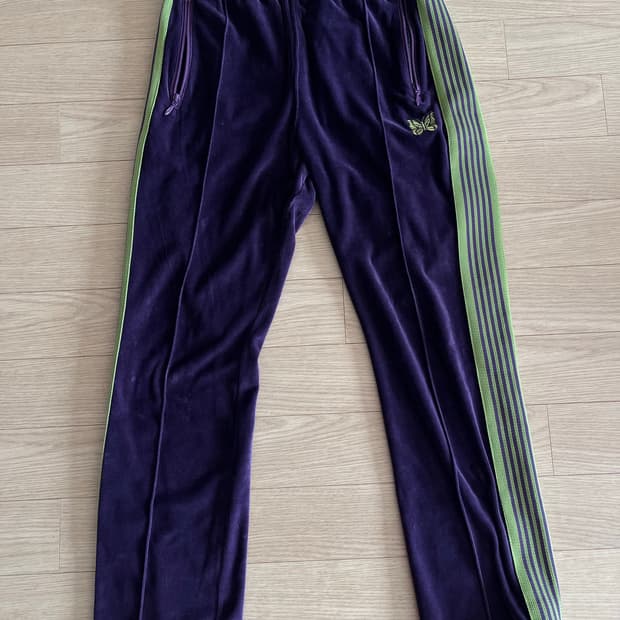 니들스 벨루어 트랙팬츠 네로우 퍼플/그린 