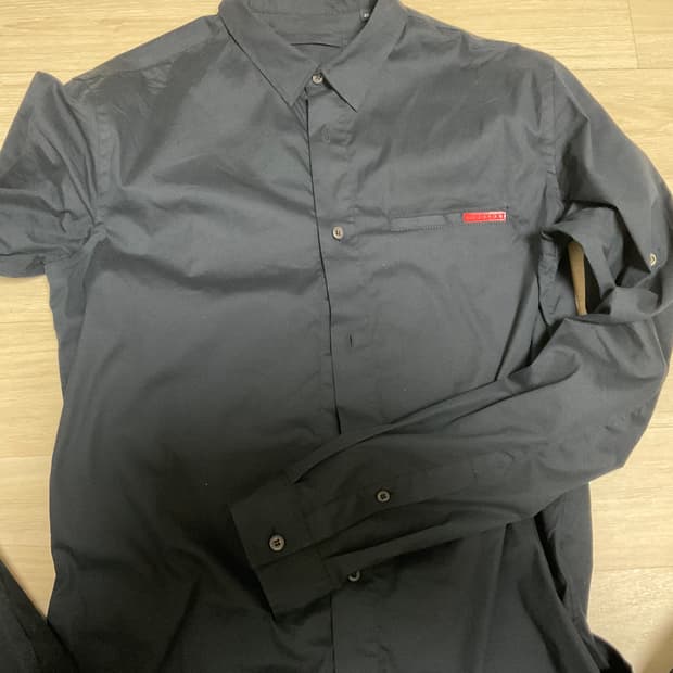 프라다 스포츠 셔츠