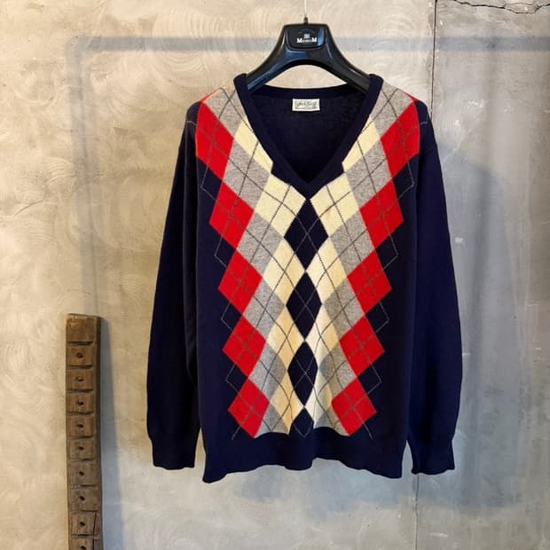 라일앤스콧 스코티쉬 아가일 니트 105