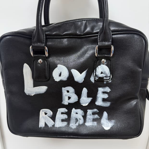 꼼데가르송 걸 페이트백