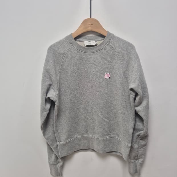 정품 메종키츠네 맨투맨

