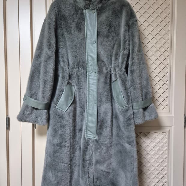 에코 밍크퍼 롱 코트