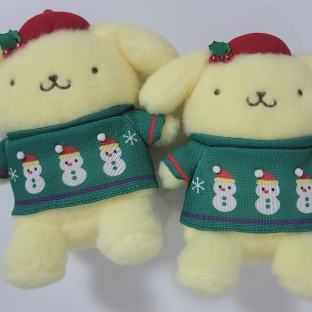 산리오 폼폼푸린 2022 크리스마스 어글리후드 인형 마스코트