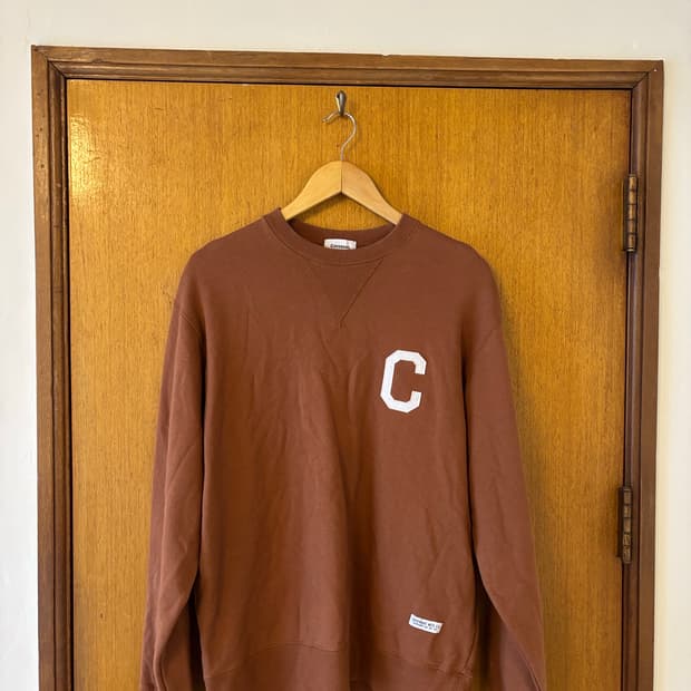 커버낫 C 로고 브라운 맨투맨